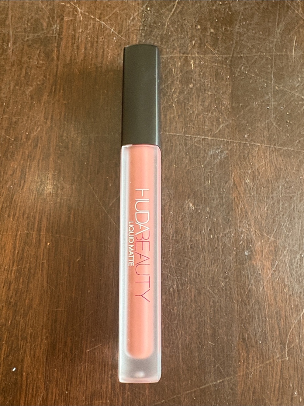 HUDA BEAUTY Liquid Matte Lipstick Queen of Sheba